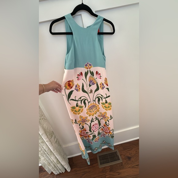 LA DoubleJ Floral Midi Dress - Picture 2 of 8